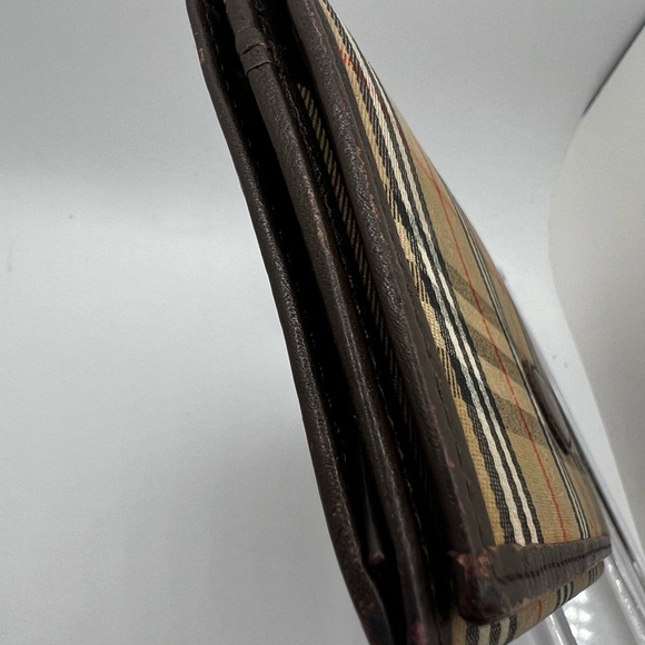 EUC Burberry Nova Check Long Wallet - Picture 11 of 12